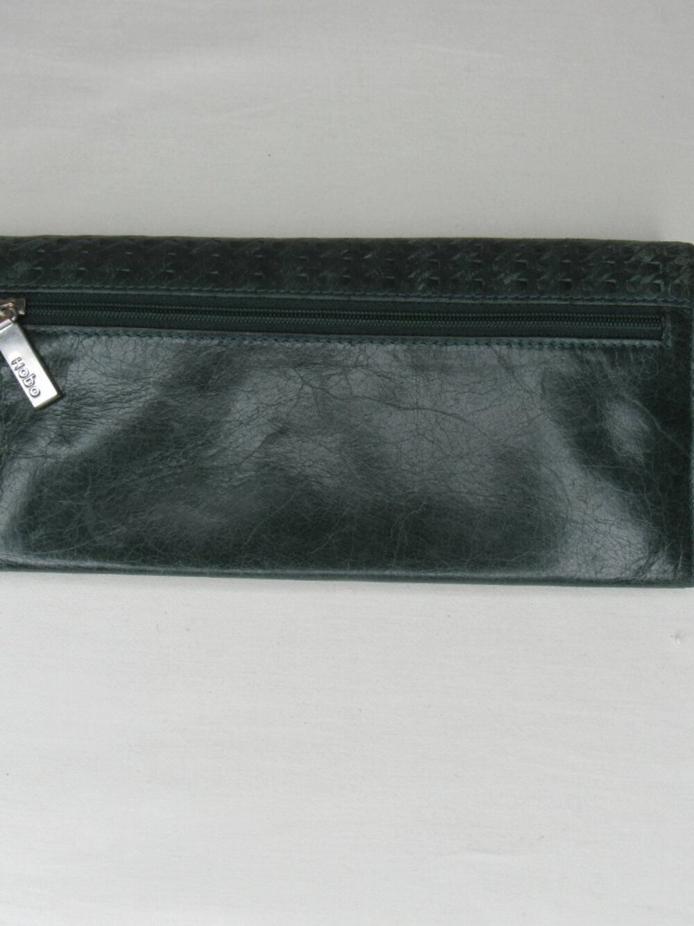 Hobo International Green Leather SADIE Woven Texture Clutch Wallet - Picture 9 of 9